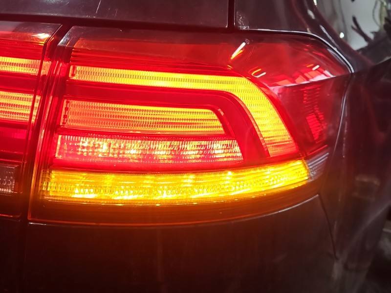 Ліхтар задній правий Volkswagen Passat B8 3G9945312
