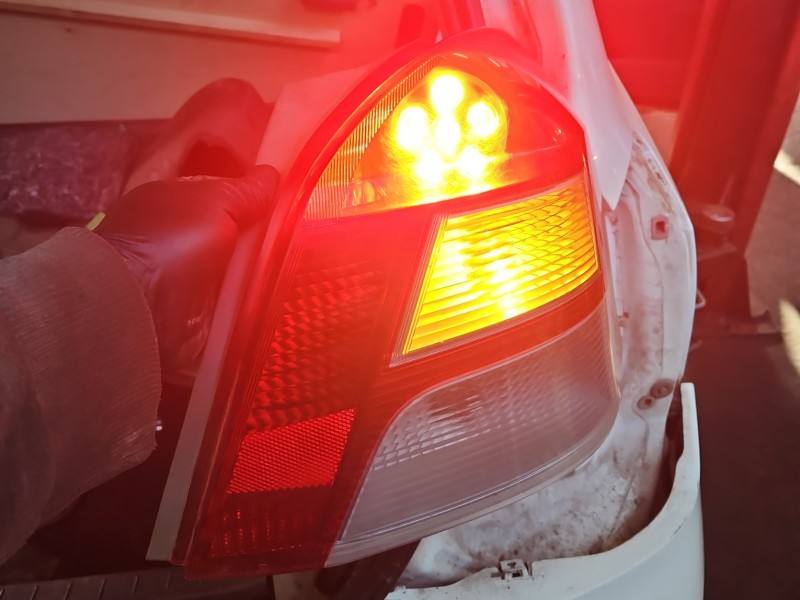 Ліхтар задній правий Toyota Yaris 2