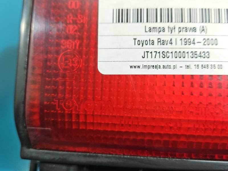 Ліхтар задній правий Toyota Rav4 — фото деталі 4