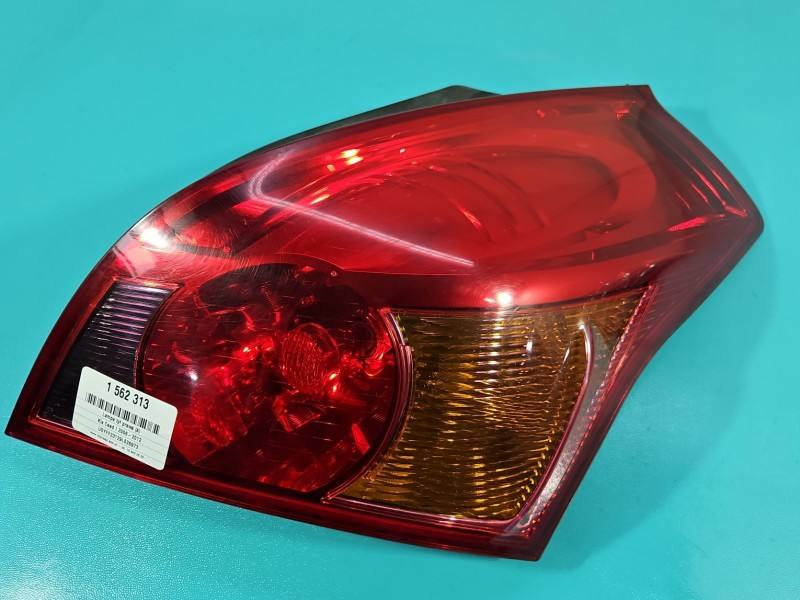 Фонарь задний правый Kia Ceed