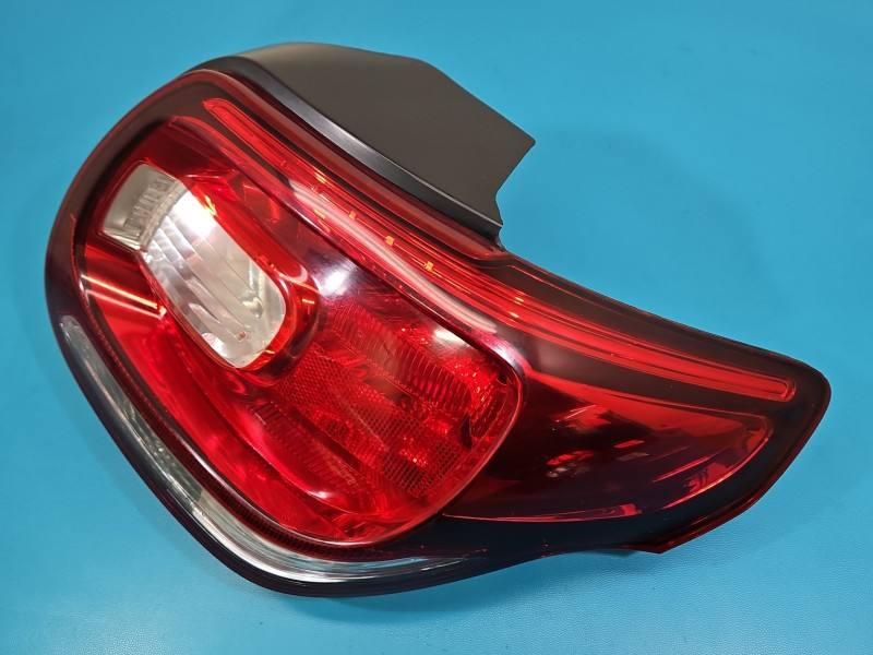 Ліхтар задній правий Citroen DS3 9676973380