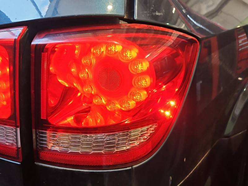 Фонарь задний правый Fiat Freemont 68078480AD