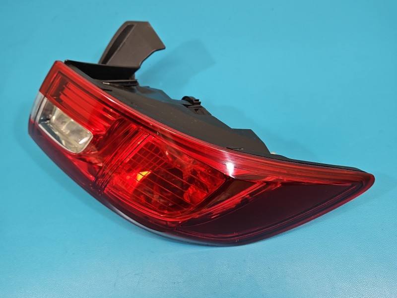 Фонарь задний правый Renault Clio 265502631R