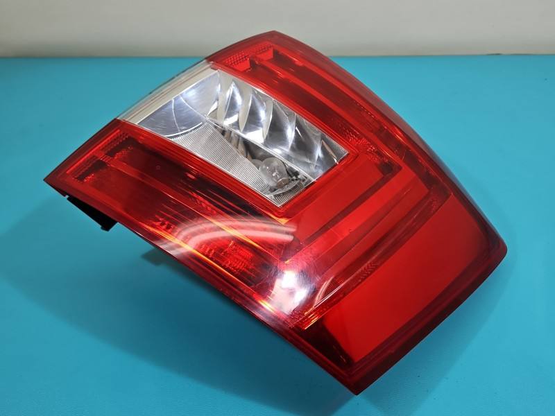 Ліхтар задній правий Skoda Octavia 3 5E9945096