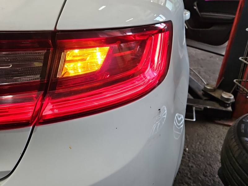 Ліхтар задній правий Renault Megane 4 265509578R