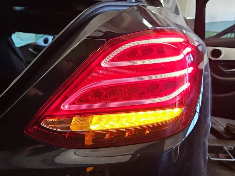 Ліхтар задній правий Mercedes C W205 A2059060457R