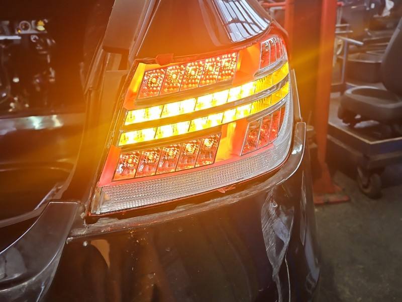 Ліхтар задній правий Mercedes E C207 A2079060258R
