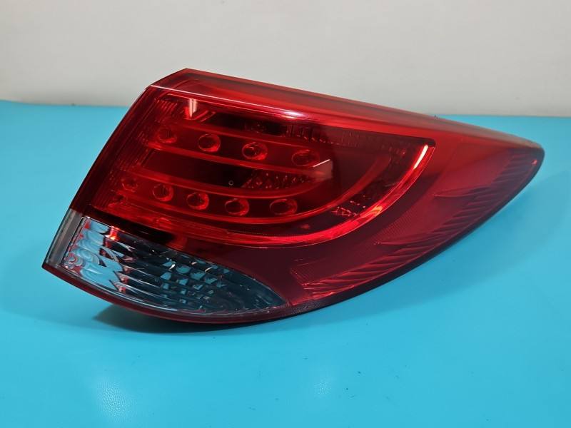 Ліхтар задній правий Hyundai Ix35 92402-2Y0