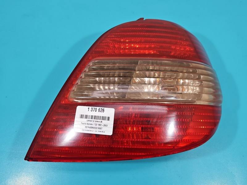 Ліхтар задній правий Toyota Avensis T22 034N5P