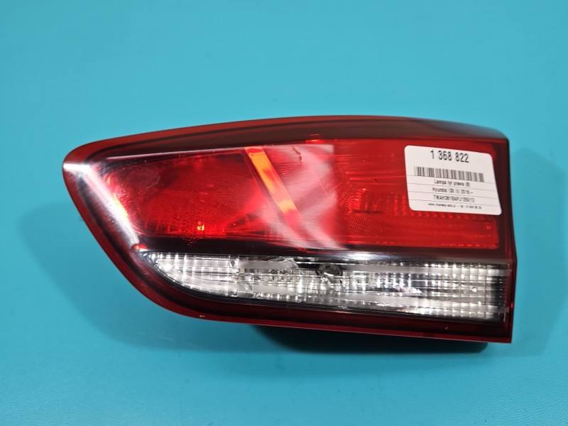 Ліхтар задній правий Hyundai I30 92404G4200