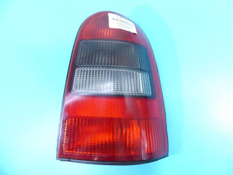 Ліхтар задній правий Opel Vectra B 09153155