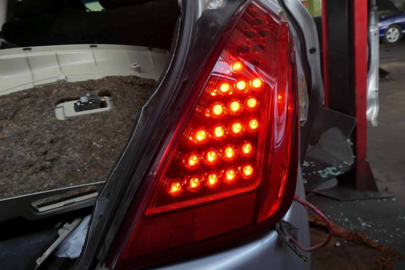 Фонарь задний правый Nissan Murano 220-63841
