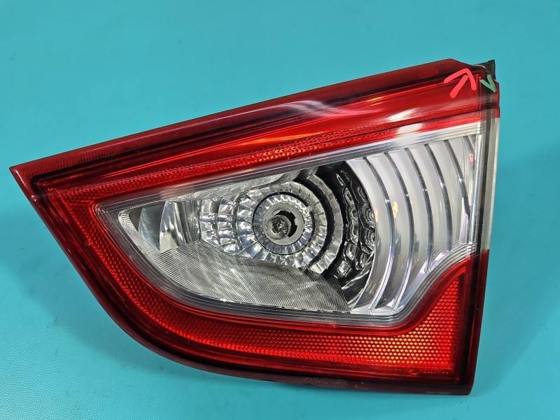 Фонарь задний правый Suzuki Sx4