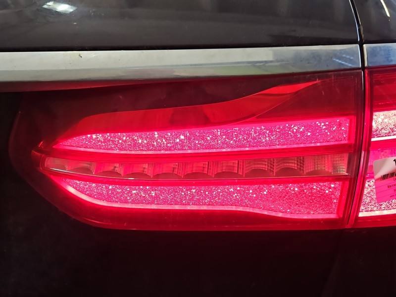 Ліхтар задній правий Mercedes E W213