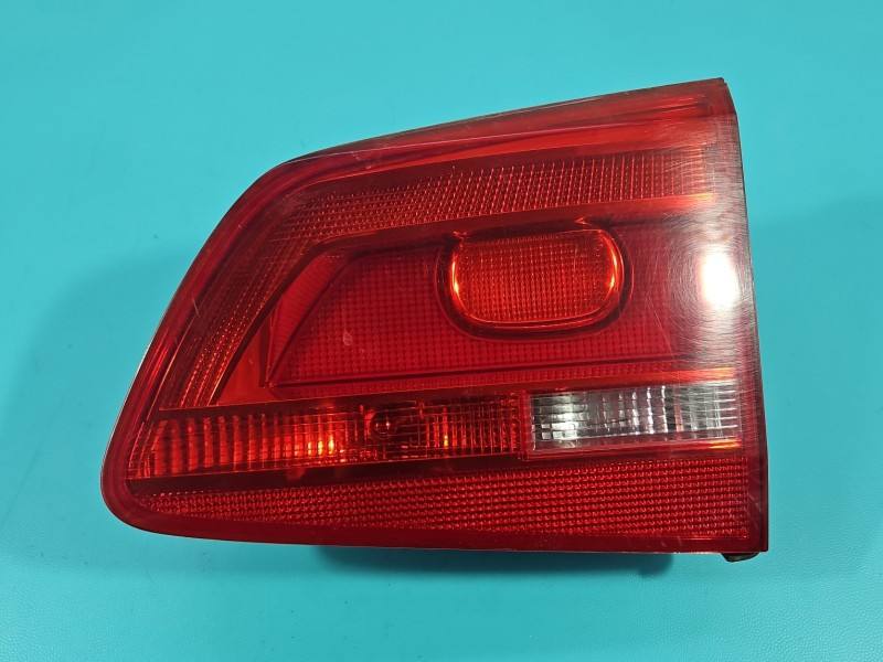 Фонарь задний правый Volkswagen Touran 1T0945094