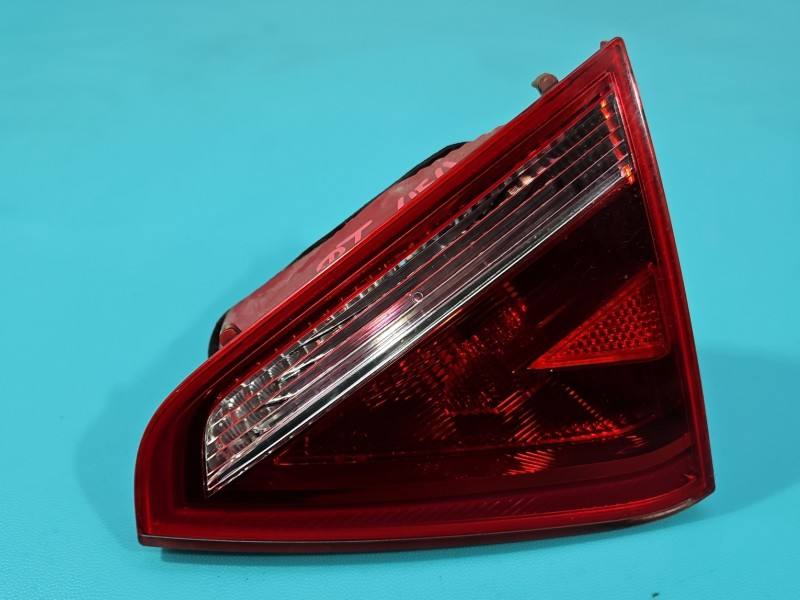 Ліхтар задній правий Audi A5 8T 8T0945094