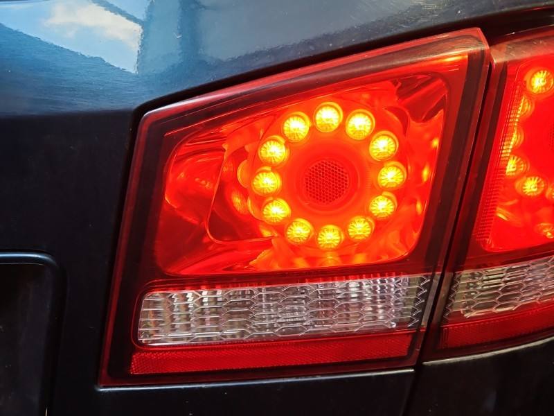 Фонарь задний правый Fiat Freemont 68078516AD