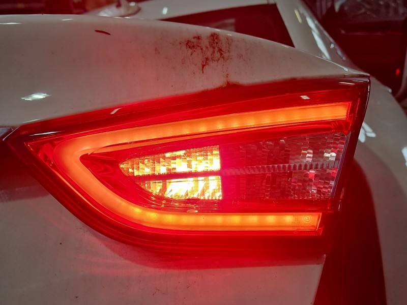 Ліхтар задній правий Maserati Quattroporte 670009228