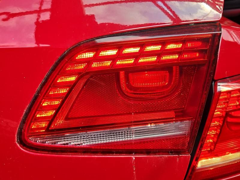 Ліхтар задній правий Volkswagen Passat B7