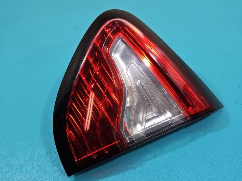 Ліхтар задній правий Renault Captur 265500812R