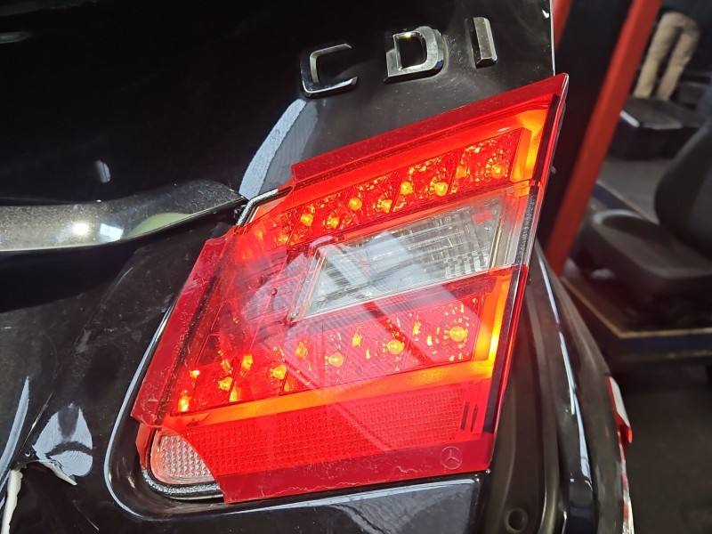 Ліхтар задній правий Mercedes E C207 A2078200464
