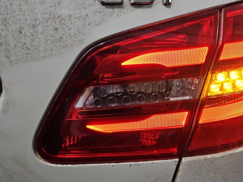 Ліхтар задній правий Mercedes B W246 A2469066400