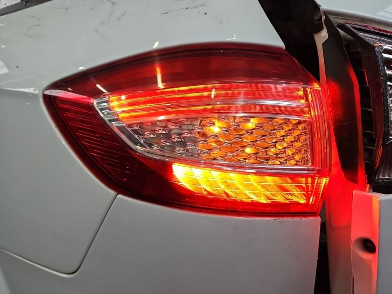 Ліхтар задній правий Ford Mondeo
