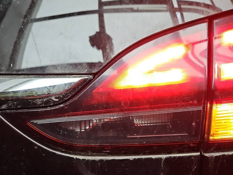 Ліхтар задній правий Opel Zafira C 13292359