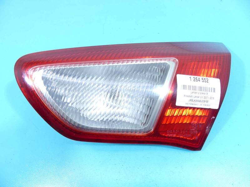 Фонарь задний правый Mitsubishi Lancer