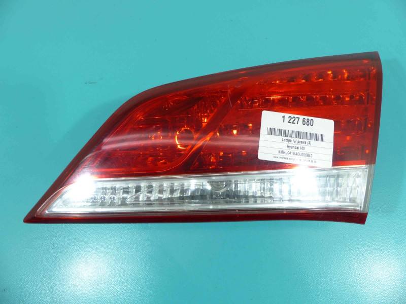 Фонарь задний правый Hyundai I40