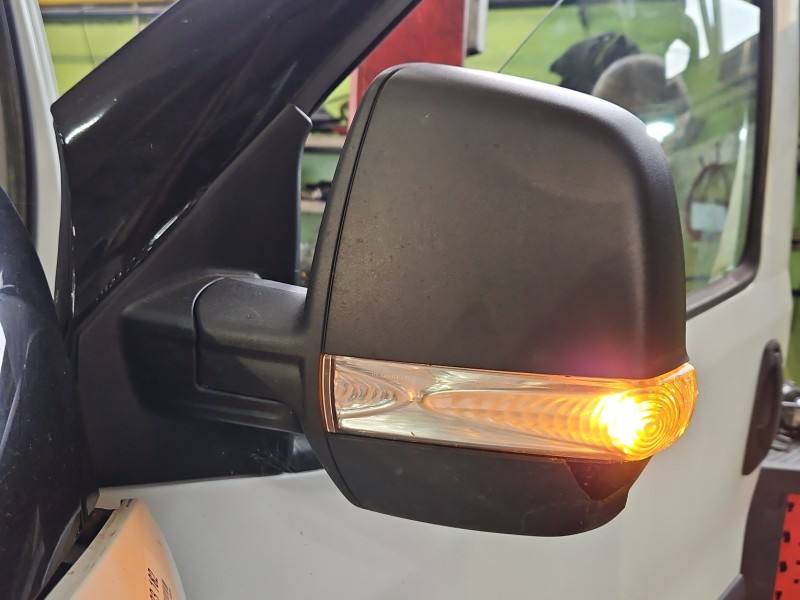 Дзеркало заднього виду ліве Opel Combo D
