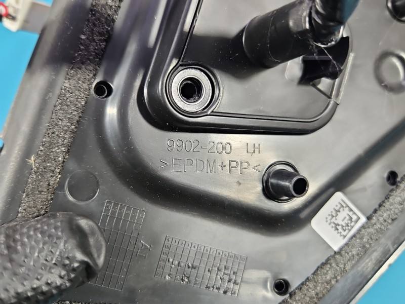 Дзеркало заднього виду ліве Toyota Yaris 4 — фото деталі 14