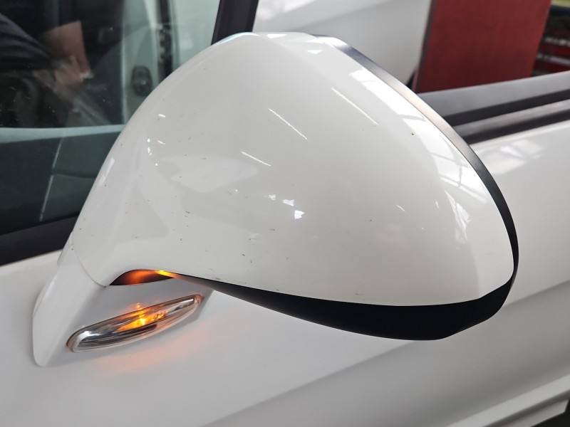 Дзеркало заднього виду ліве Peugeot 308