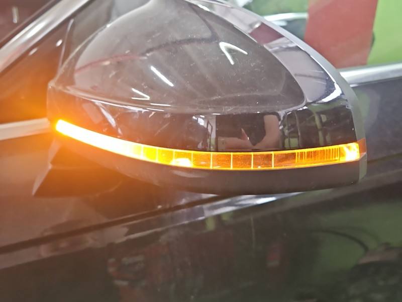 Дзеркало заднього виду ліве Audi A4 B9
