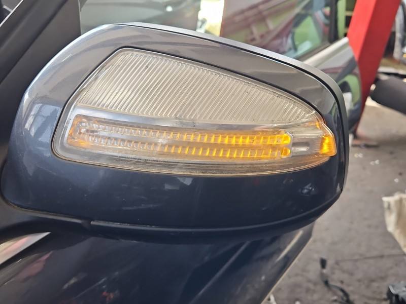 Дзеркало заднього виду ліве Mercedes C W204 A2048100119