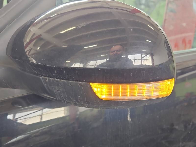 Дзеркало заднього виду ліве Volkswagen Tiguan 5N1857501AE