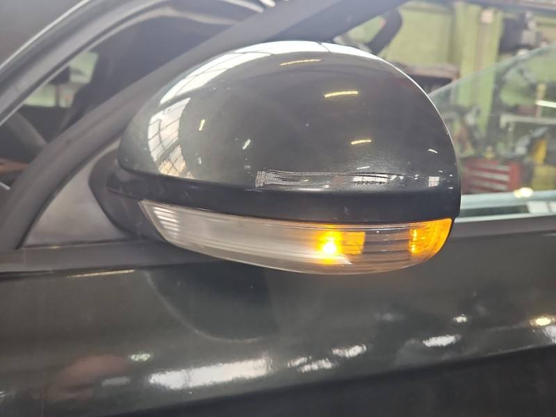 Дзеркало заднього виду ліве Volkswagen Passat B6