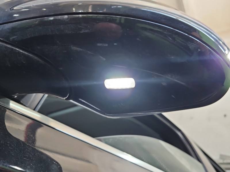 Дзеркало заднього виду ліве Mercedes E W213 A2138103700 — фото деталі 2