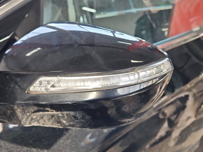 Дзеркало заднього виду ліве Hyundai I40