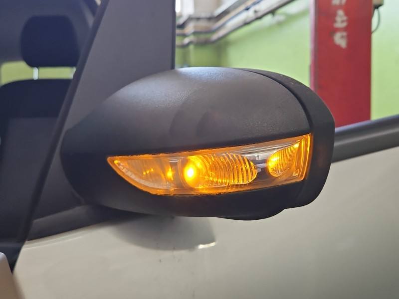 Дзеркало заднього виду ліве Mercedes A W169