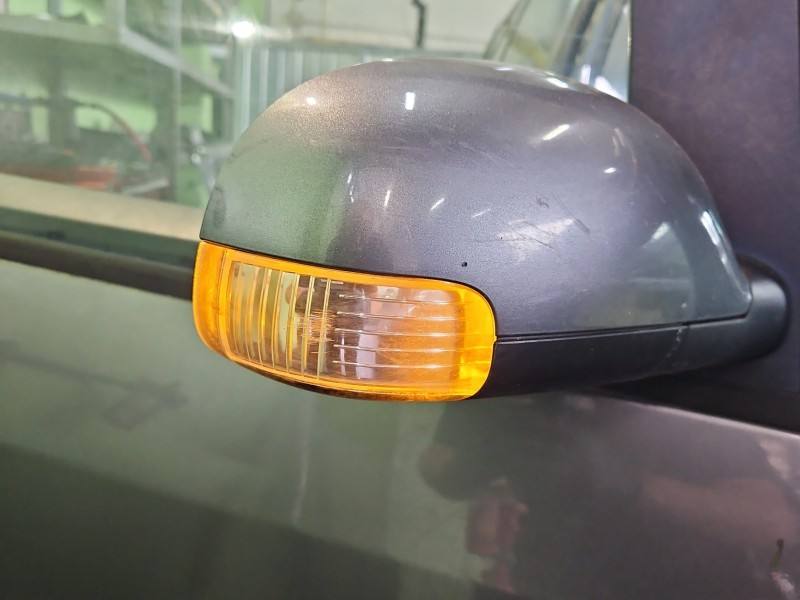Дзеркало заднього виду праве Volkswagen Touran