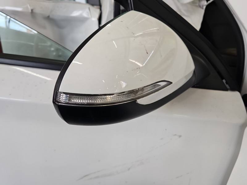Дзеркало заднього виду праве Hyundai I30