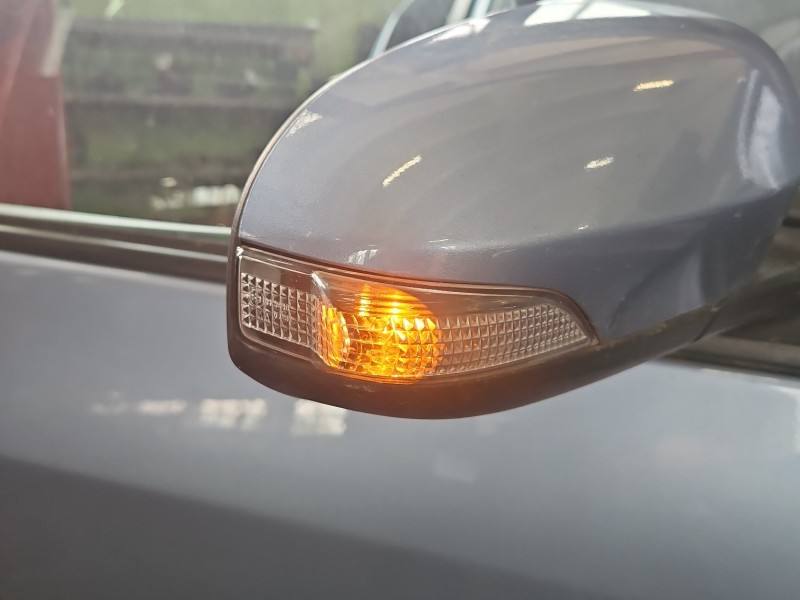 Дзеркало заднього виду праве Toyota Yaris 3