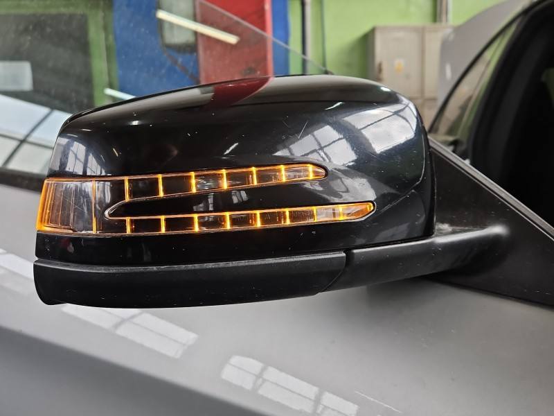 Дзеркало заднього виду праве Mercedes CLA C118