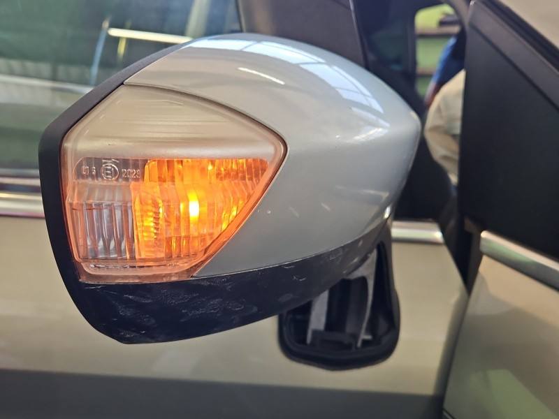 Дзеркало заднього виду праве Ford Kuga