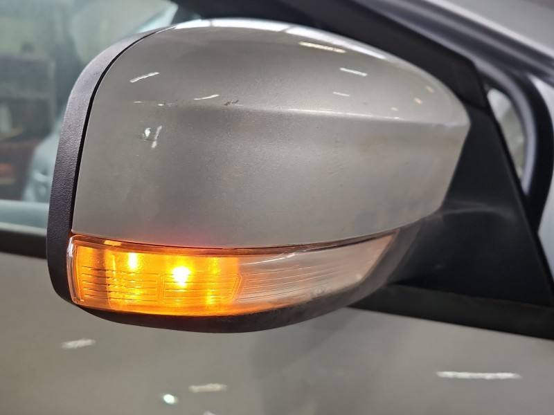 Дзеркало заднього виду праве Ford Focus