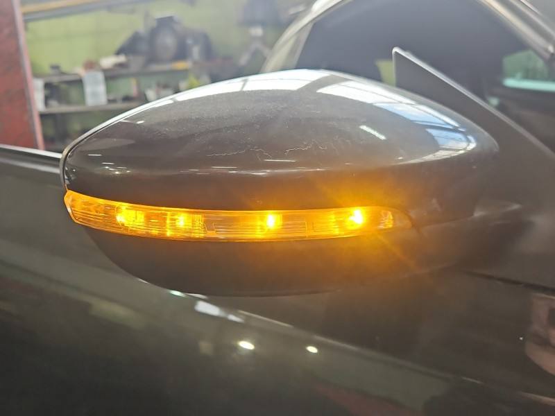 Дзеркало заднього виду праве Volkswagen Scirocco