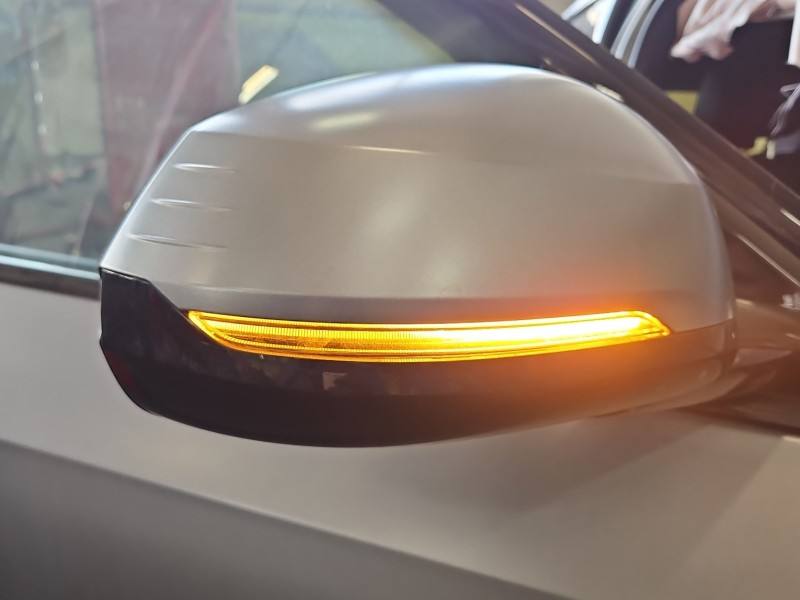 Дзеркало заднього виду праве BMW IX1 U11