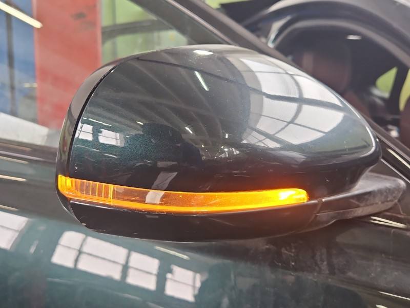 Дзеркало заднього виду праве Jaguar XF