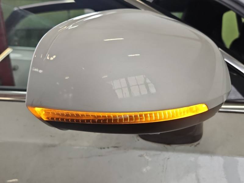 Дзеркало заднього виду праве Volvo S90 19157006060437